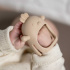 Nattou Soft Silicone Bitleksak Handske Clay i gruppen Leksaker / Babyleksaker / Bitleksaker hos Bonti (NATT41047-3)
